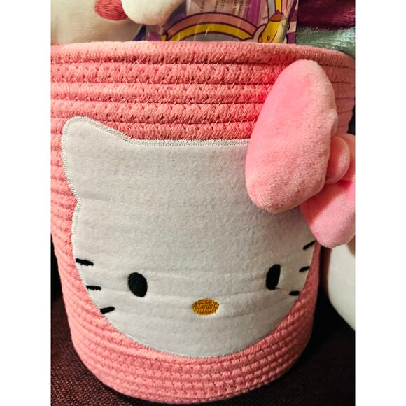 Hello kitty  Kuromi , Cinnamoroll Easter bundle with large pink rope storage bin - Picture 2 of 9